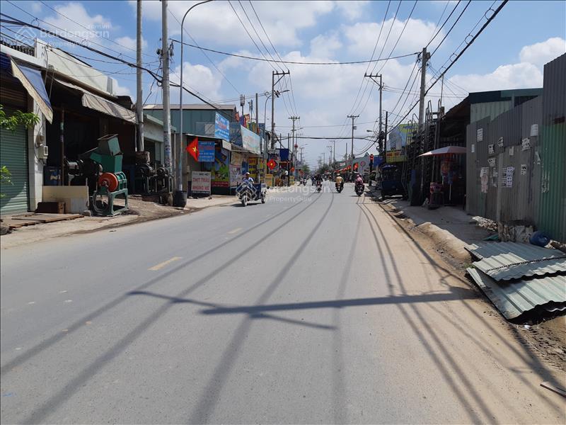 Bán đất ngay mặt tiền vòng xoay ngã tư cầu cát lái và phú mỹ 2