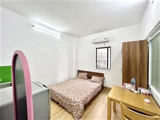 Phòng có đủ nội thất  bảo vệ an ninh  thang máy di chuyển  chuẩn pccc  cửa sổ thoáng