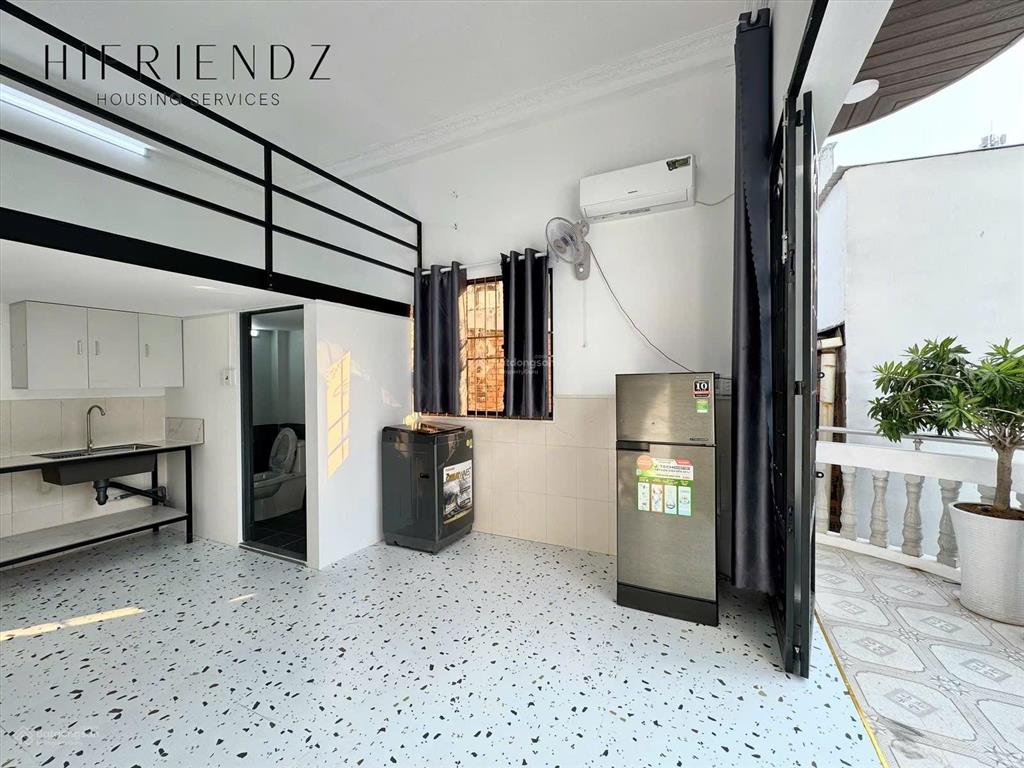 Khai trương duplex siêu rộng full nt ngay chân cầu chữ y  gác cao 1m8  ban công  ở được 4người