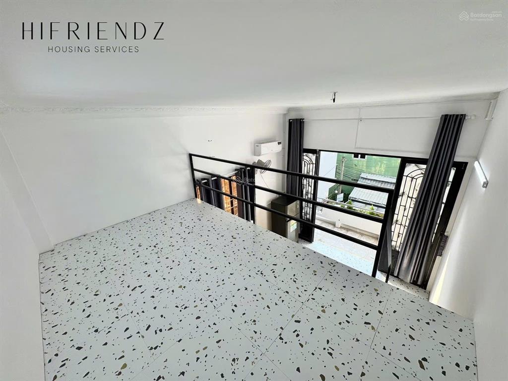 Khai trương duplex siêu rộng full nt ngay chân cầu chữ y  gác cao 1m8  ban công  ở được 4người