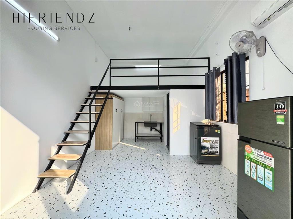 Khai trương duplex siêu rộng full nt ngay chân cầu chữ y  gác cao 1m8  ban công  ở được 4người