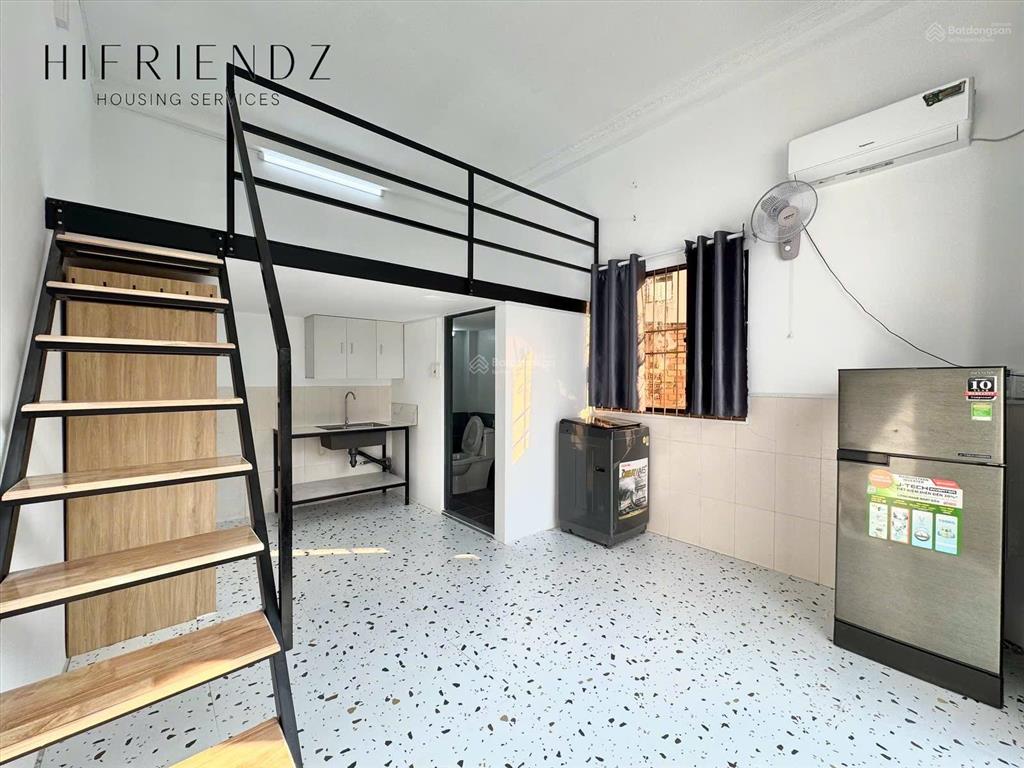 Khai trương duplex siêu rộng full nt ngay chân cầu chữ y  gác cao 1m8  ban công  ở được 4người