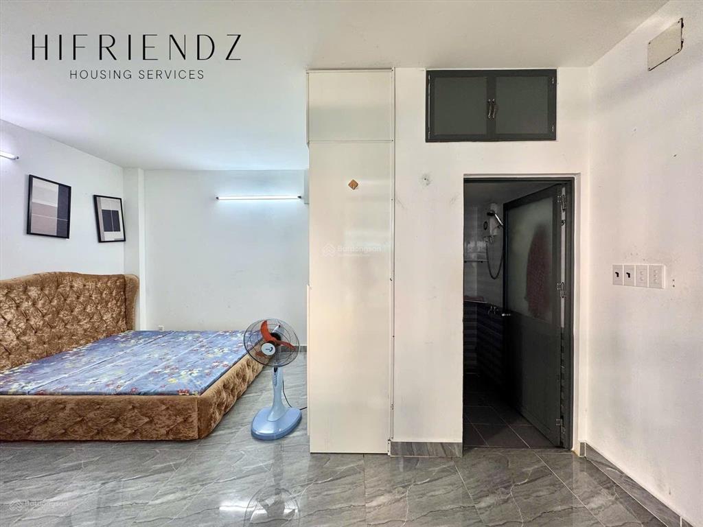 Căn hộ mini 30m2 ban công tách bếp ngay khu ẩm thực âu dương lân  giáp quận 5, quận 1  full nt
