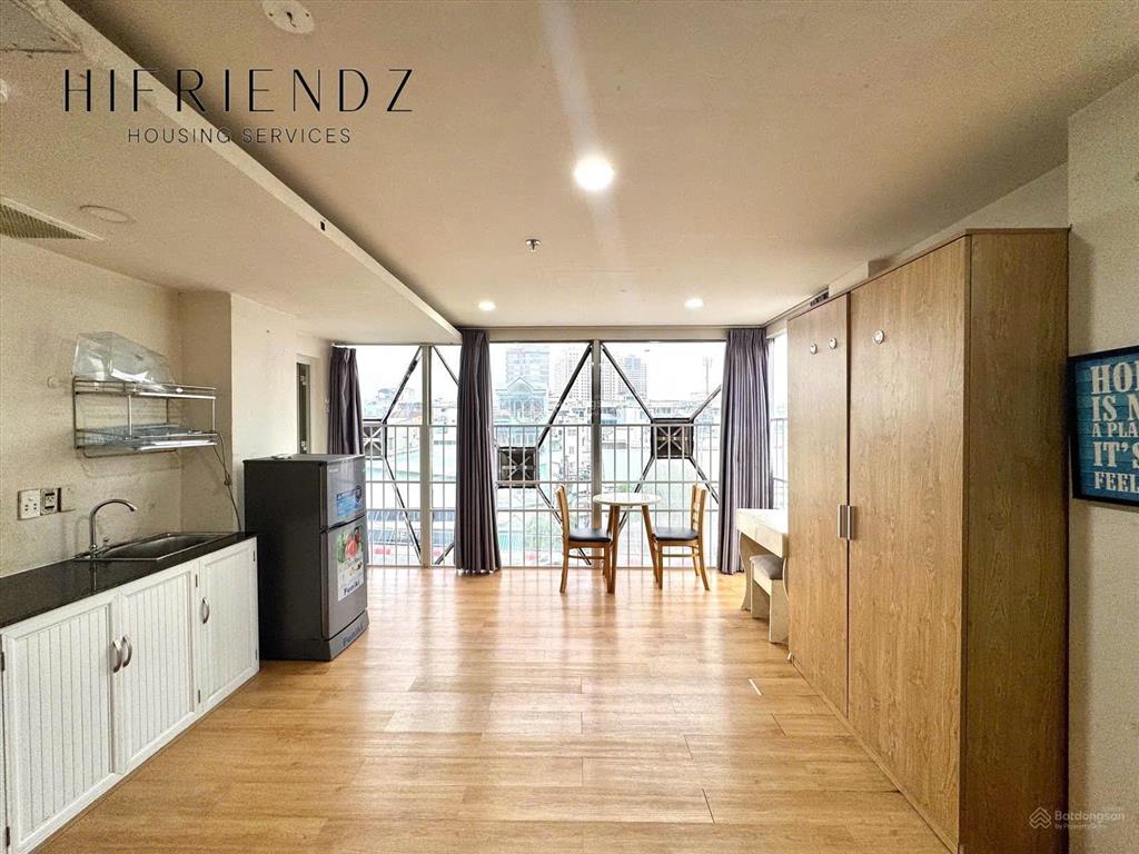 Chung cư mini 1pn 30m2 view kính  có thang máy, bảo vệ, hồ bơi  sát đhsg, đhsp, đh khtn quận 5