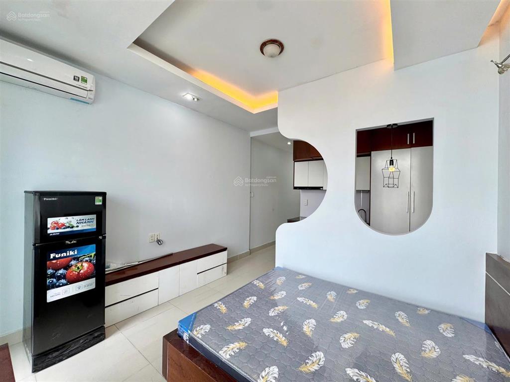 Khai trương căn hộ ngay vòng xoay hoà bình sát đầm sen tách bếp bancol siêu đẹp chỉ từ 5,5 triệu.