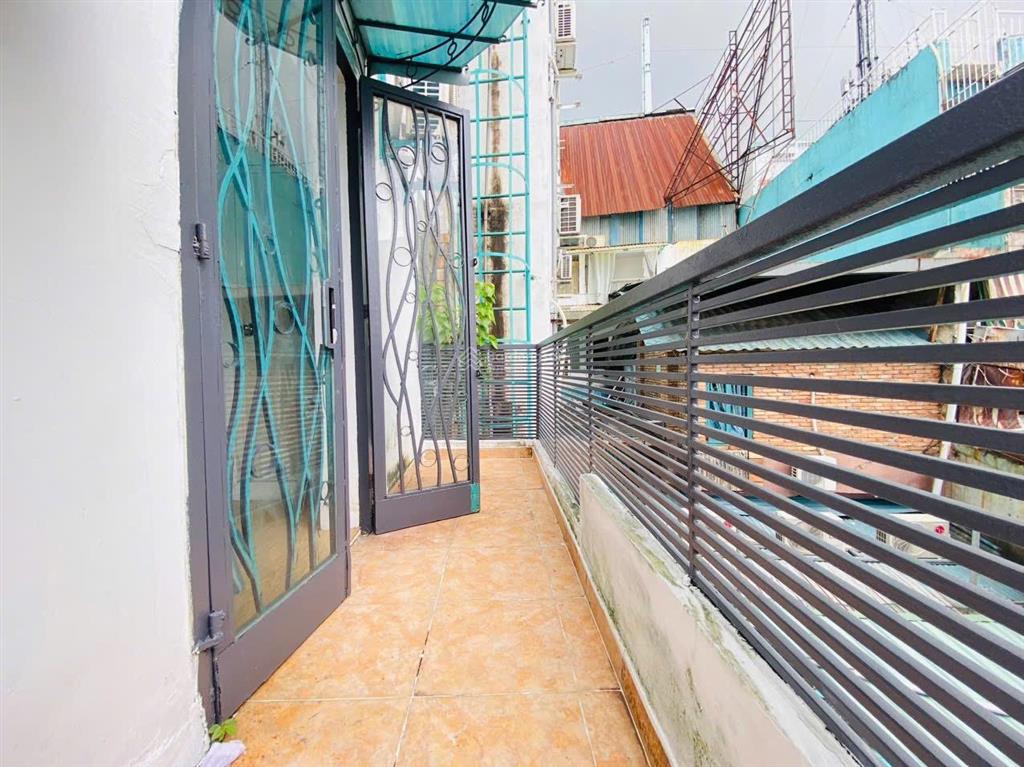 Căn hộ giá rẻ siêu đẹp ngay vòng xoay lê đại hành gần flemington, lotte giáp quận 10  ban công/cs