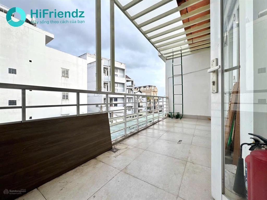 Căn hộ quận 8 30m2 ngay dương bá trạc sát cầu nguyễn văn cừ giáp trung tâm thành phố  full nt