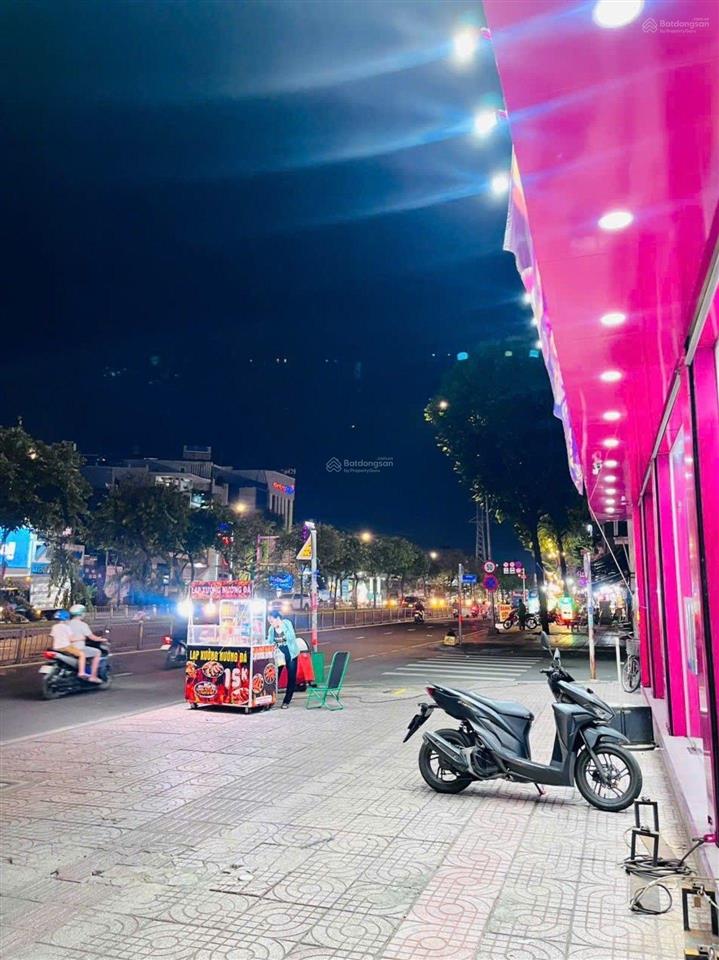 Bán nhà mặt tiền đường kinh dương vương, ngang gần 20m, chỉ 18 tỷ