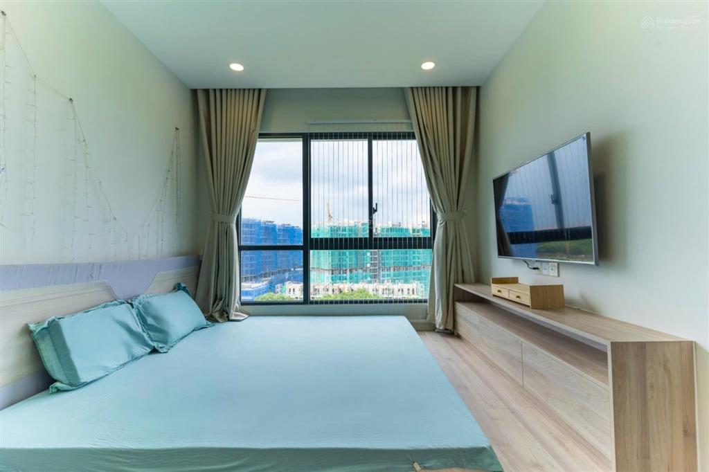 Cho thuê căn hộ emerald 2pn 2vs view công viên 16ha siêu đẹp
