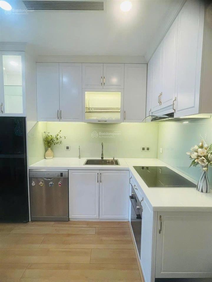 [cần bán] diện tích 71m2, "view hồ sinh bơi" thiết kế 2pn và 2wc nhà siêu đẹp