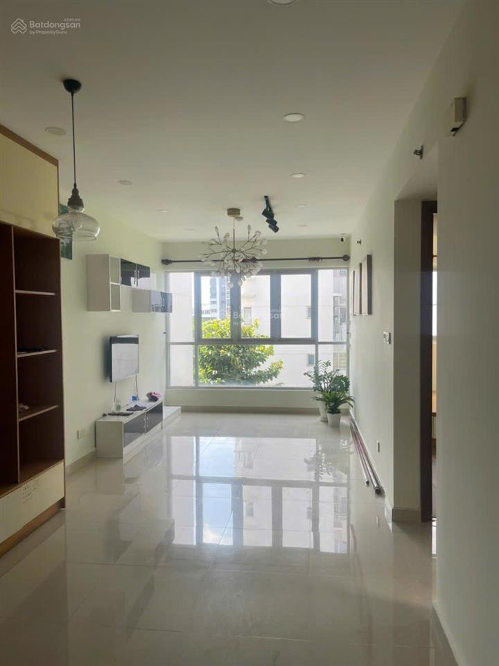 Cho thuê căn hộ ruby celadon city 2 phòng ngủ giá chỉ 11 triệu/tháng