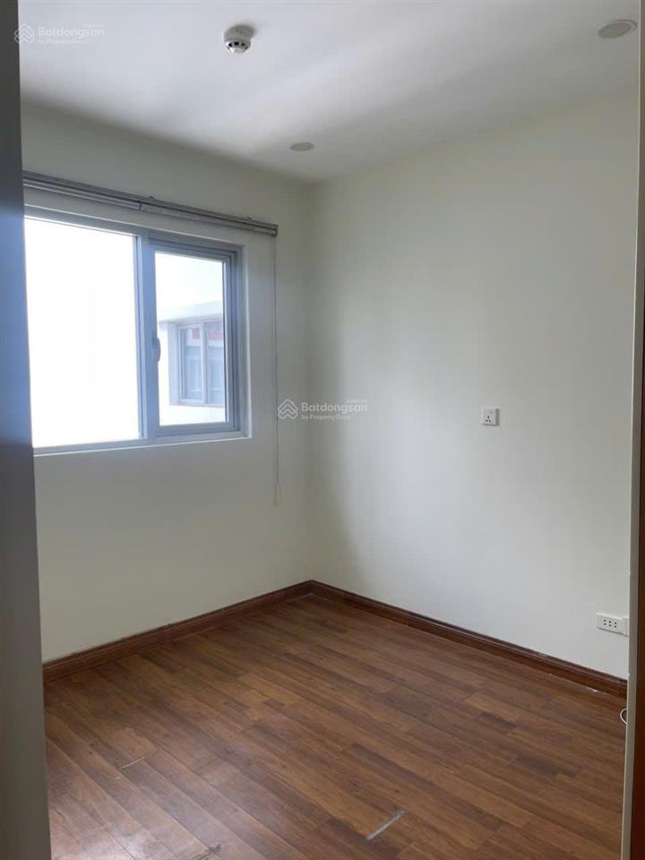 Cho thuê căn hộ ruby celadon city 2 phòng ngủ giá chỉ 11 triệu/tháng