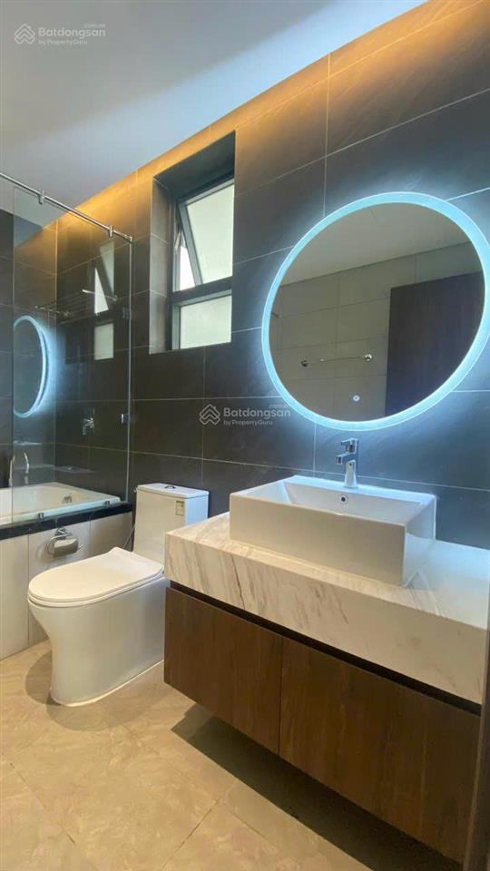 Cho thuê căn hộ diamond brilliant celadon city, 2 phòng ngủ nhà đẹp