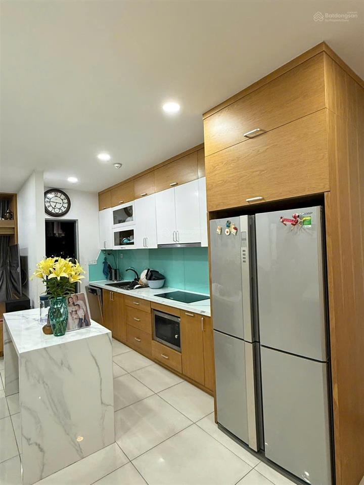 Cho thuê căn hộ emerald  celadon city 2 phòng ngủ 84m