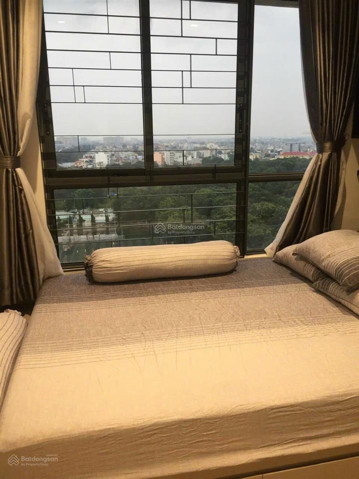 Cần bán căn góc emerald celadon city 2 phòng ngủ 84m view công viên 16ha cực hiếm