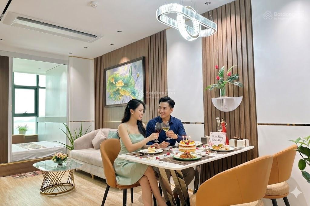 Chính chủ bán nhanh căn hộ 2pn view trực diện biển, nhà đẹp, nội thất mới đầy đủ