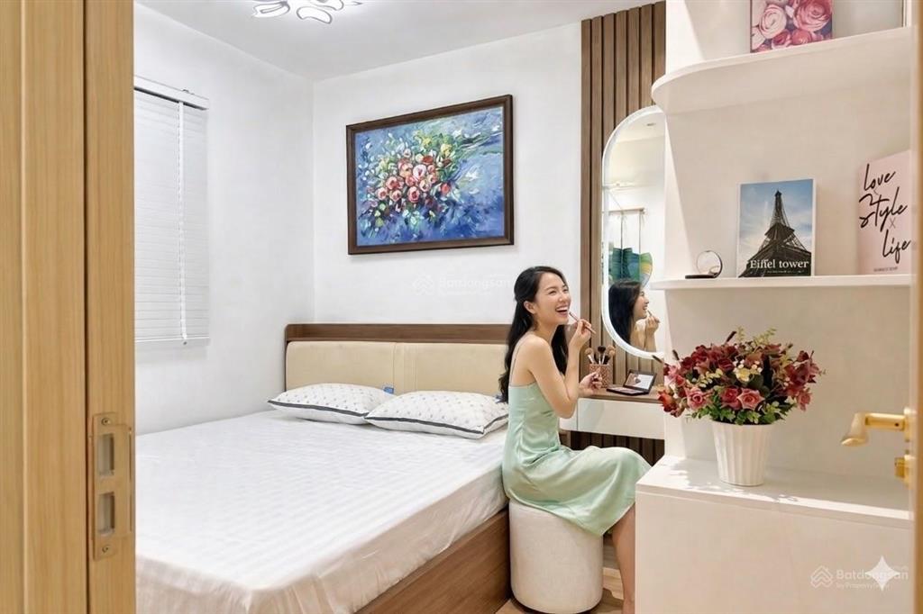 Chính chủ bán nhanh căn hộ 2pn view trực diện biển, nhà đẹp, nội thất mới đầy đủ