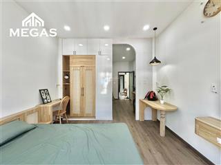 Căn hộ studio full nội thất  ban công ngay bên emart phan văn trị