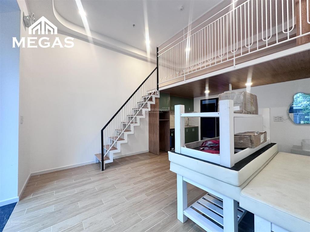 Siêu căn hộ duplex  gác cao 2m  full nội thất  ban công  mới 100% ngay công viên làng hoa
