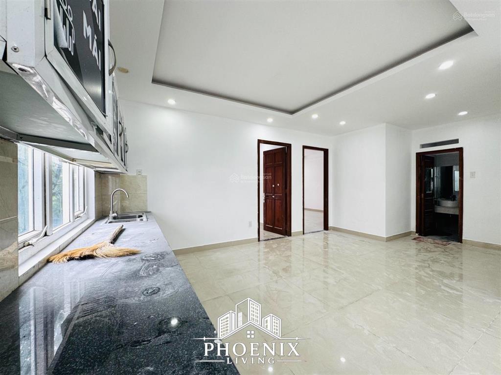 Căn hộ 2 phòng ngủ  2wc  1 phòng khách  rộng 80m2  mới 100% ngay emart phan văn trị