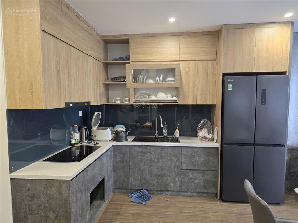 Cần bán căn 17.15, tòa s1.10, vinhomes ocean park 1 gia lâm, 2pn 2wc, 63m2. full nội thất