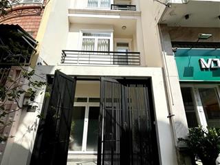 Cho thuê nhà mới xây  thành thái, quận 10  4x20m  3lầu