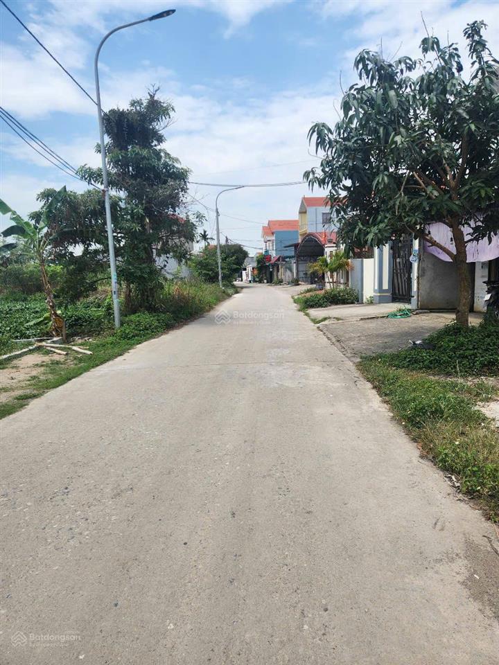 Đất mặt đường liên xã, cách svđ trống đồng 10p