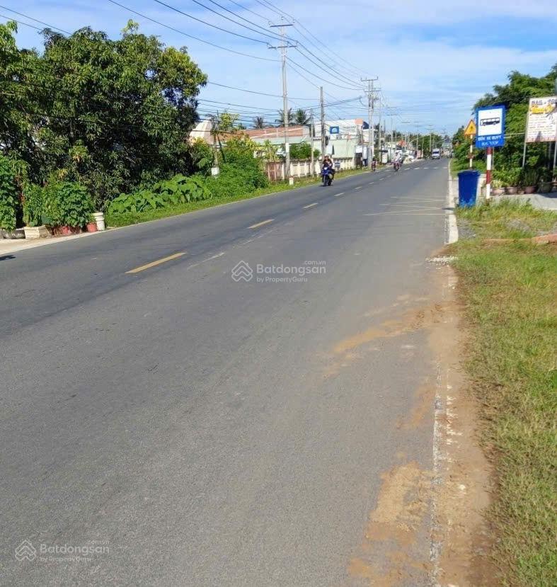 Bán gấp đất mặt tiền quốc lộ 57b, long hòa, bình đại, bến tre