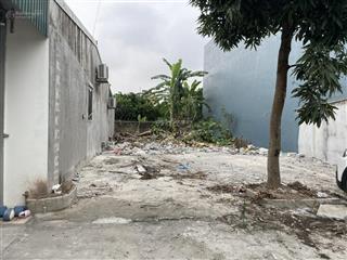 Đại hạ giá đất liêm chung, 3 ô tô tránh nhau