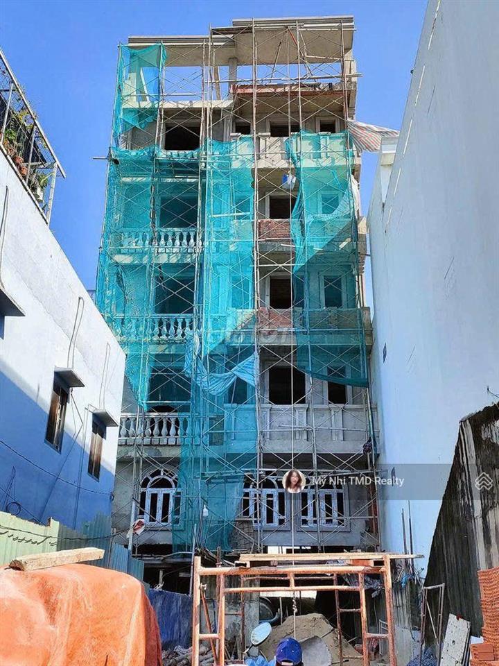 Cho thuê tòa nhà mặt tiền nguyễn duy trinh gần chợ sông giồng, 9x22m, 7 tầng, có pccc