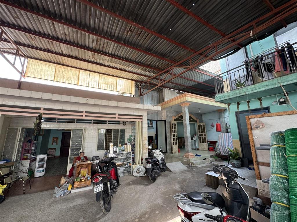 Bán đất 1000m2 full thổ cư ở phước bình q9, gần global city