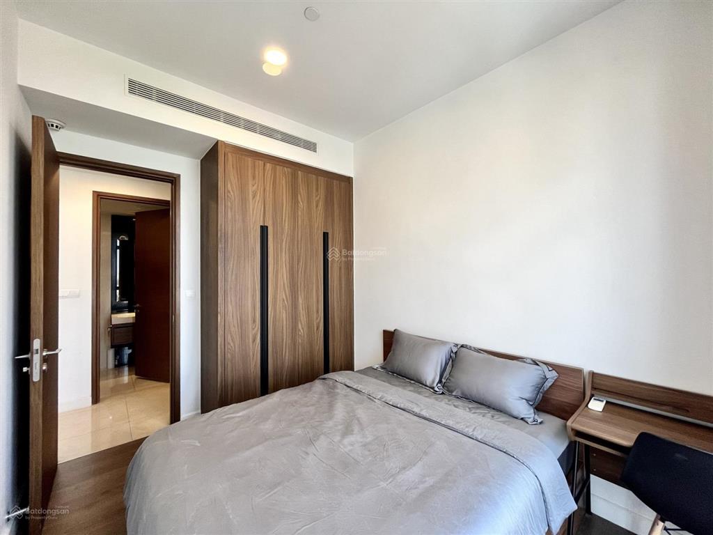 Cho thuê nassim 2pn tòa a, tầng cao, view sông, giá tốt 39 triệu bao phí