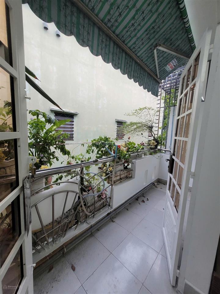 Nhà hẻm 2 sẹc lê văn việt  2 tầng 65m2 dtsd  sổ riêng, cao ráo không ngập