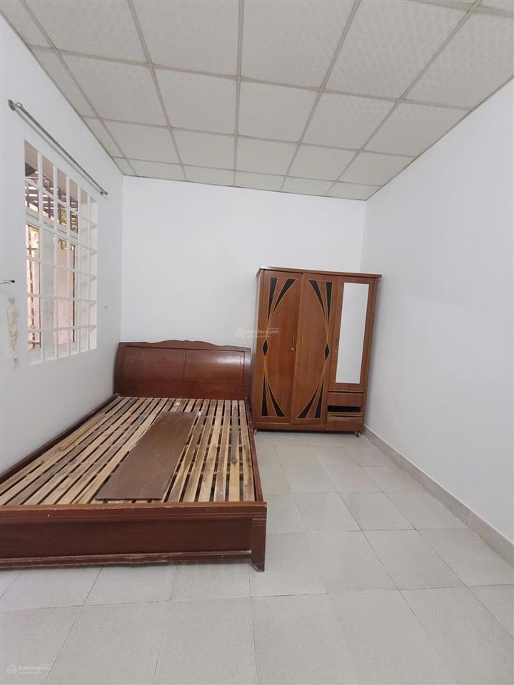 Nhà hẻm 2 sẹc lê văn việt  2 tầng 65m2 dtsd  sổ riêng, cao ráo không ngập