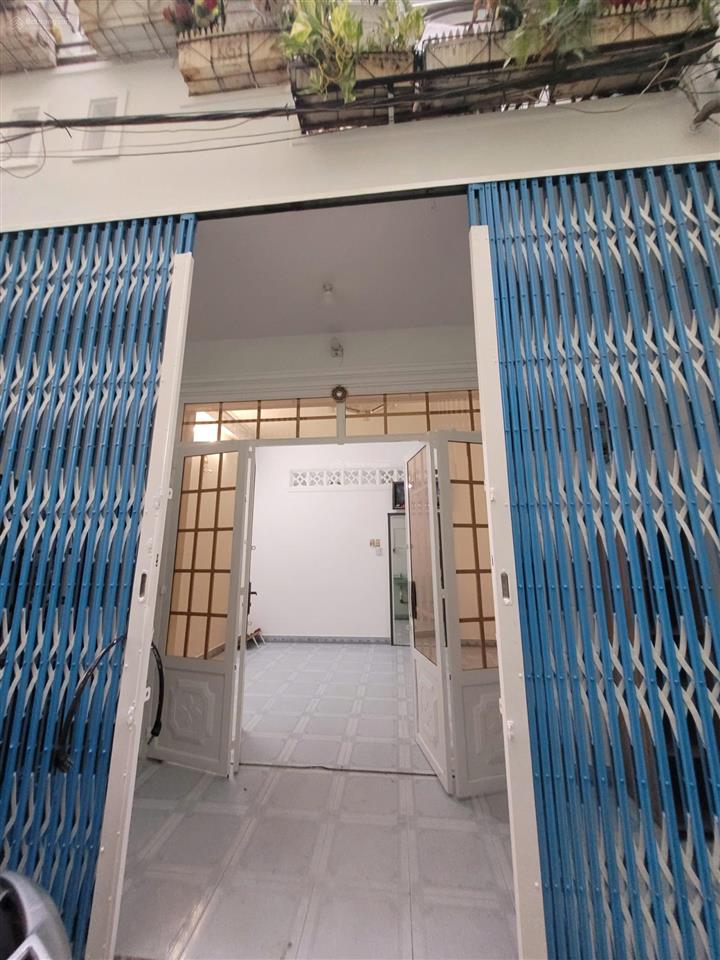 Nhà hẻm 2 sẹc lê văn việt  2 tầng 65m2 dtsd  sổ riêng, cao ráo không ngập