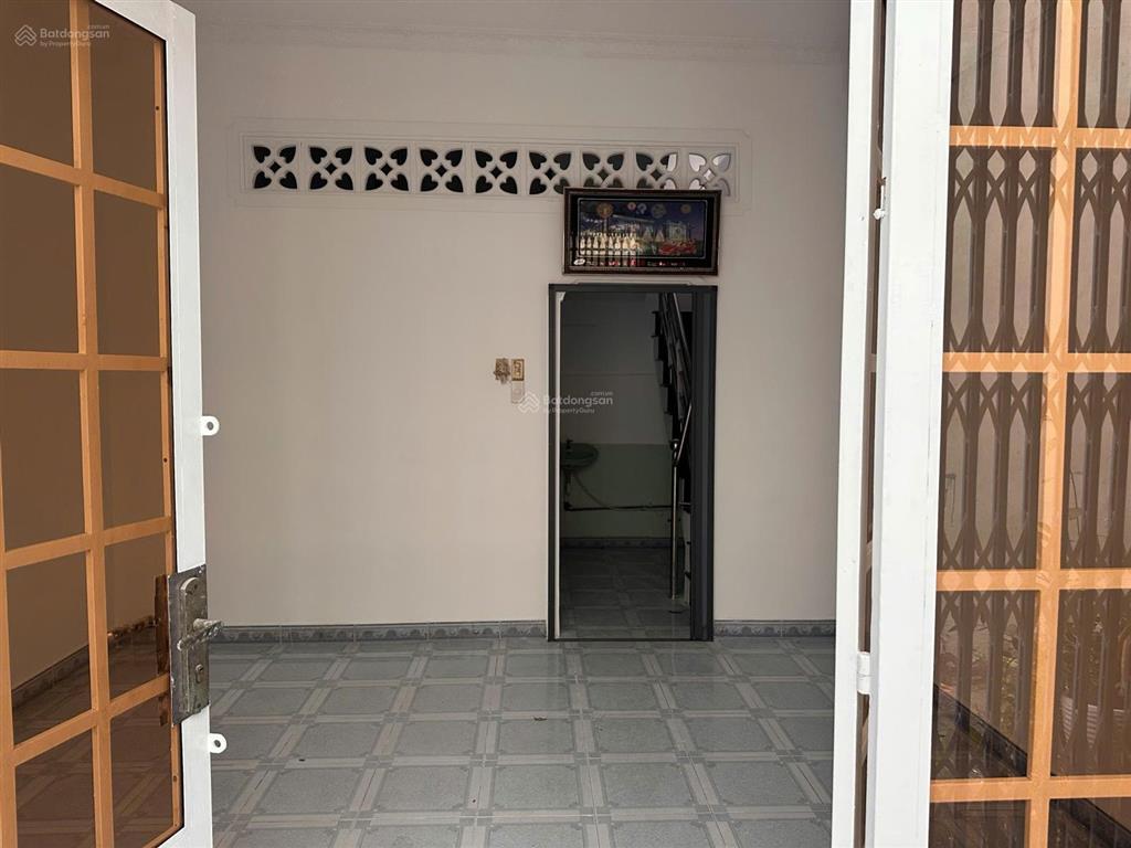 Nhà hẻm 2 sẹc lê văn việt  2 tầng 65m2 dtsd  sổ riêng, cao ráo không ngập