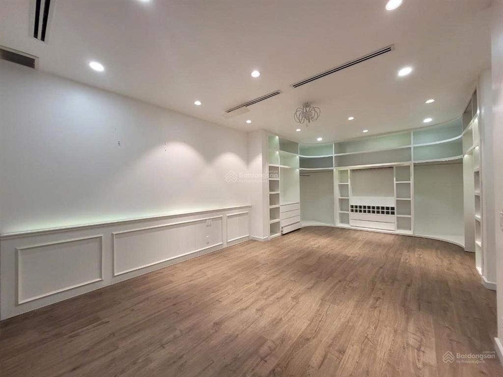 Cho thuê penthouse  tòa park  ntcb  4pn 4wc  giá 119 triệu/th bao thuế