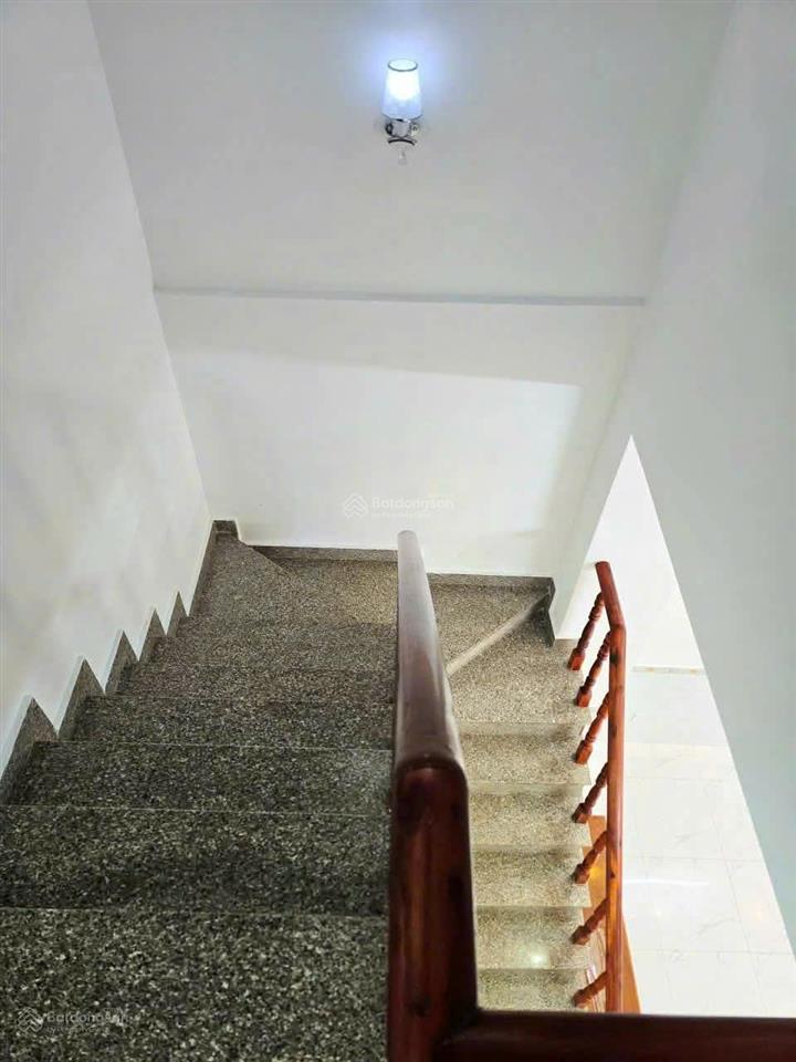 Bán nhà phố quận 9, tăng nhơn phú a, 60m2, 2 tầng, giá 5tỷ còn thương lượng