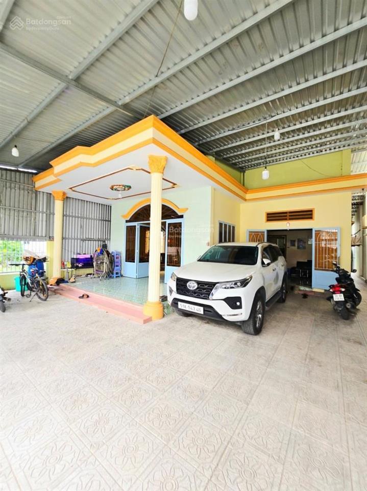 Bán gấp nhà phố 200m2 võ văn hát gần đh tài chính marketing, 10,2m x 19,7m, giá chỉ 42tr/m2