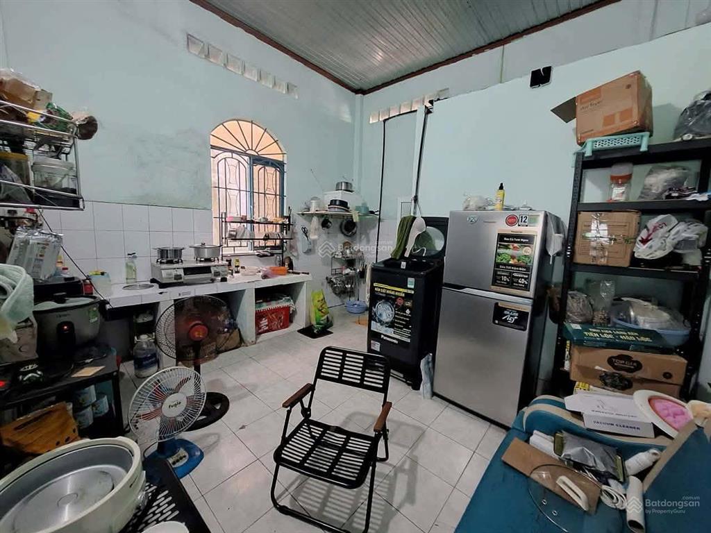 Bán gấp nhà c4  mặt tiền kinh doanh đường 138, 60m2, giảm còn 4,28 tỷ