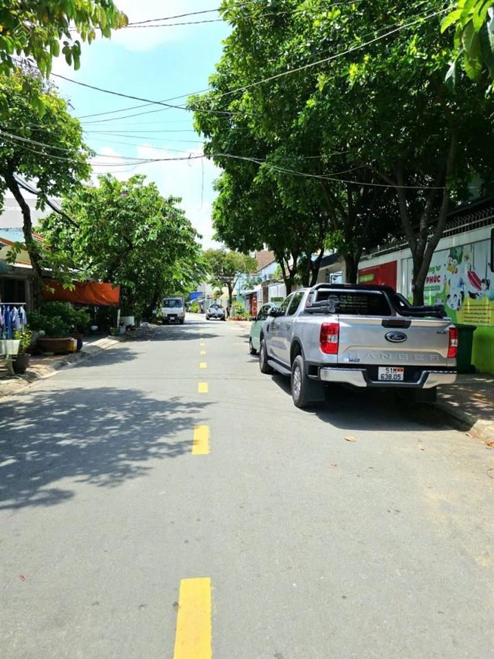 Bán nhanh lô đất full thổ đẹp 150m2, ngang 6m, phước long a, q9, chỉ 75tr/m2 rẻ hơn thị trường 30%
