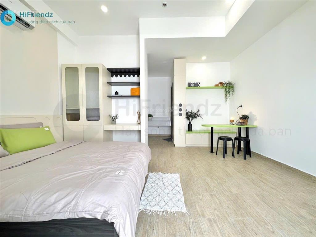 Trống sẵn căn hộ full nội thất  ban công  tách bếp sát liên phường  gần global city  lake view