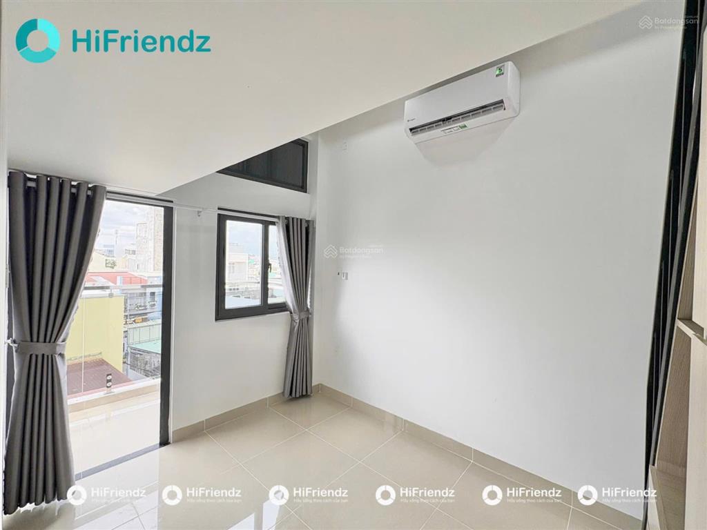 Khai trương phòng ban công  cửa sổ gần đỗ xuân hợp  ngã 4 bình thái