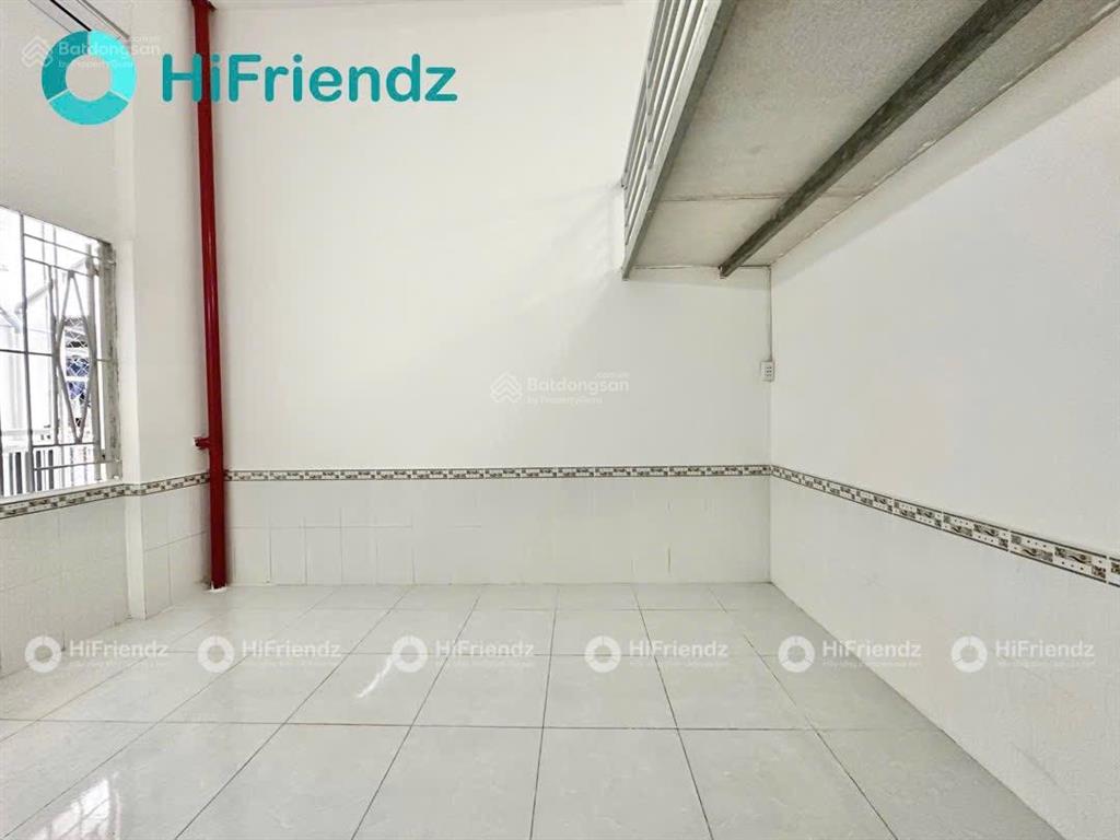 Phòng trọ sinh viên rộng 35m2  gác cao sát lê văn việt  tiện qua ngã 4 thủ đức