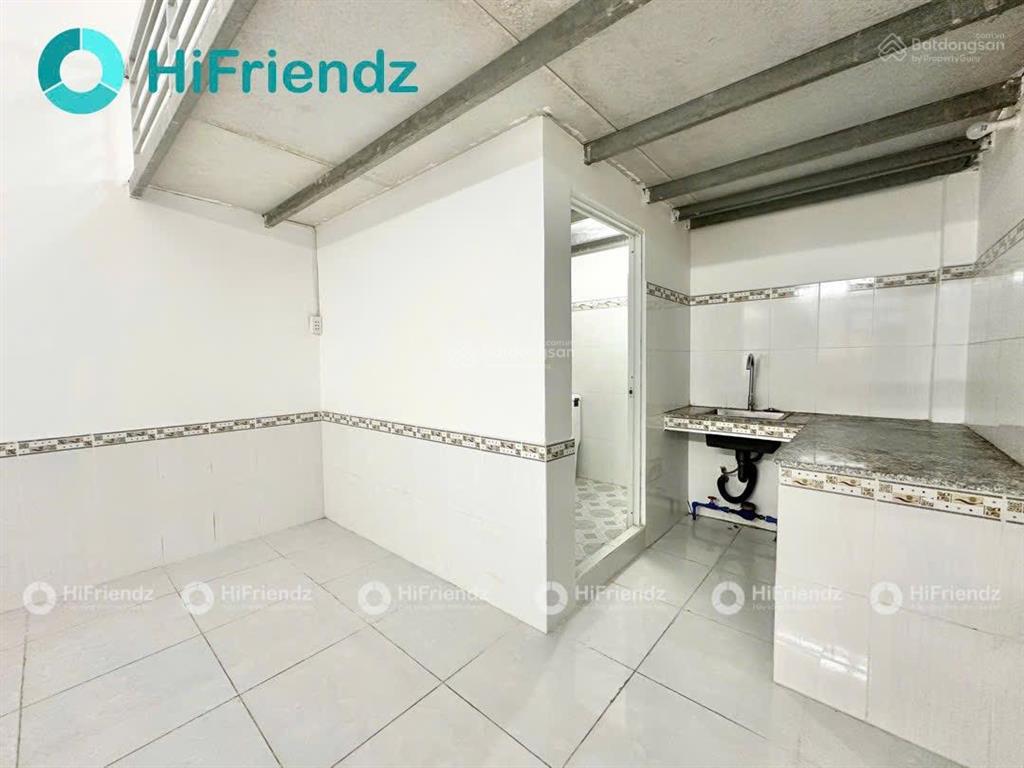 Phòng trọ sinh viên rộng 35m2  gác cao sát lê văn việt  tiện qua ngã 4 thủ đức