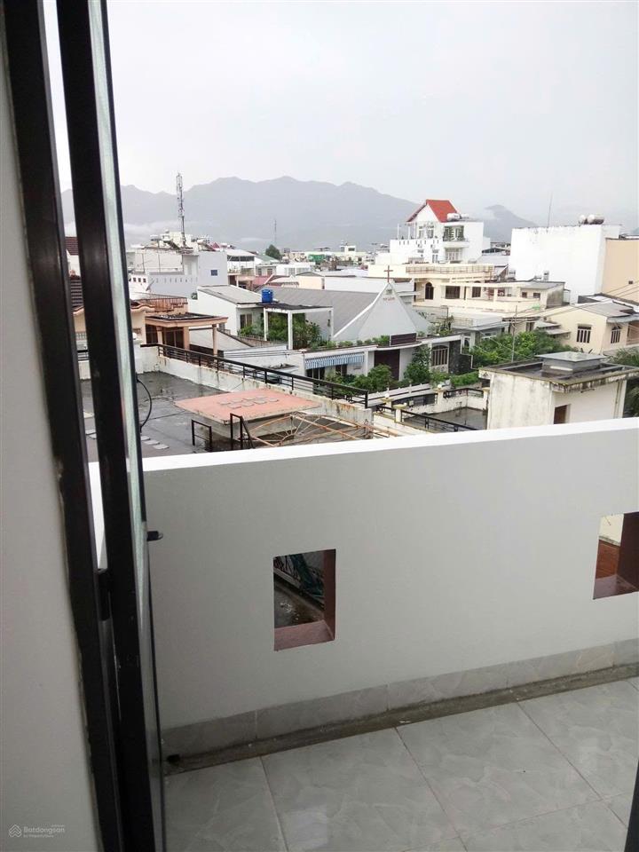 Bán nhà mặt phố tại hoàn kiếm, 40 tỷ (116tr/m), 344 m² ngang 15m.