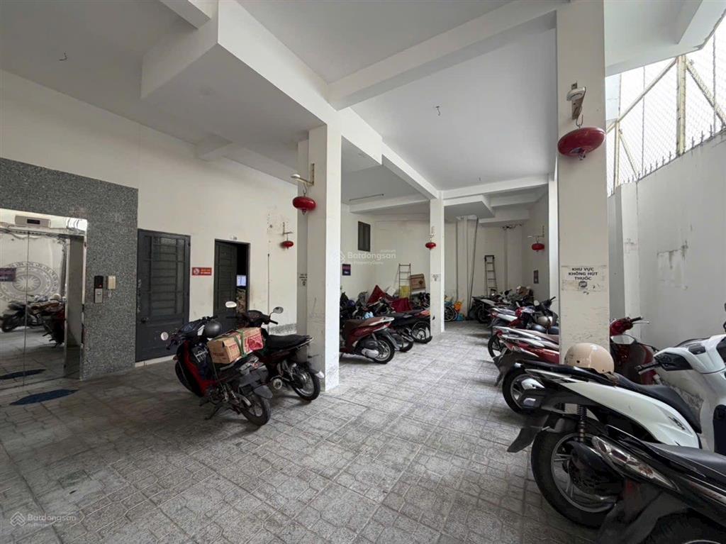 Bán nhà mặt phố tại hoàn kiếm, 40 tỷ (116tr/m), 344 m² ngang 15m.