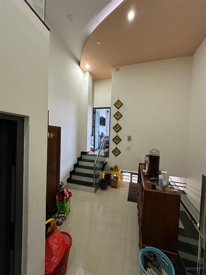 Bán nhà mặt phố tại hoàn kiếm, 40 tỷ (116tr/m), 344 m² ngang 15m.