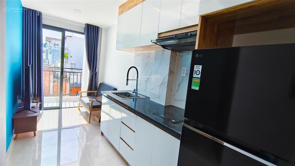 Cho thuê căn hộ 1pn 40m2 ban công full nội thất, có giặt riêng | thang máy, bờ kè trường sa q3