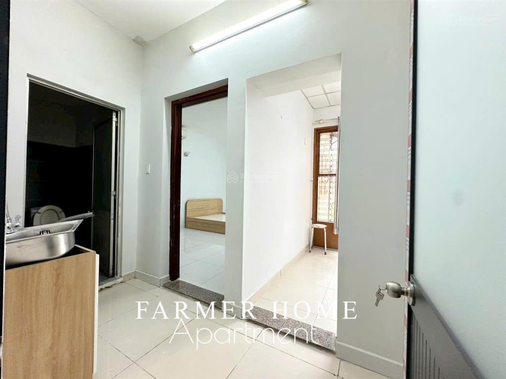 Cho thuê căn hộ 2pn 50m2 ban công full nội thất gần vòng xoay dân chủ quận 3
